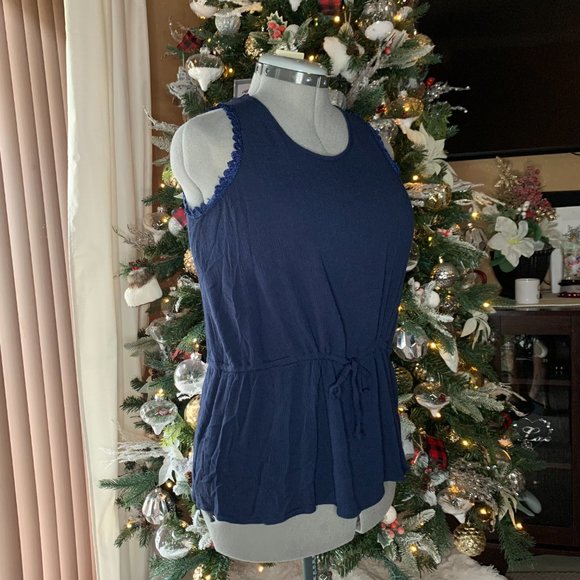 IT Girl Lace Back Women's Blouse - Picture 10 of 15